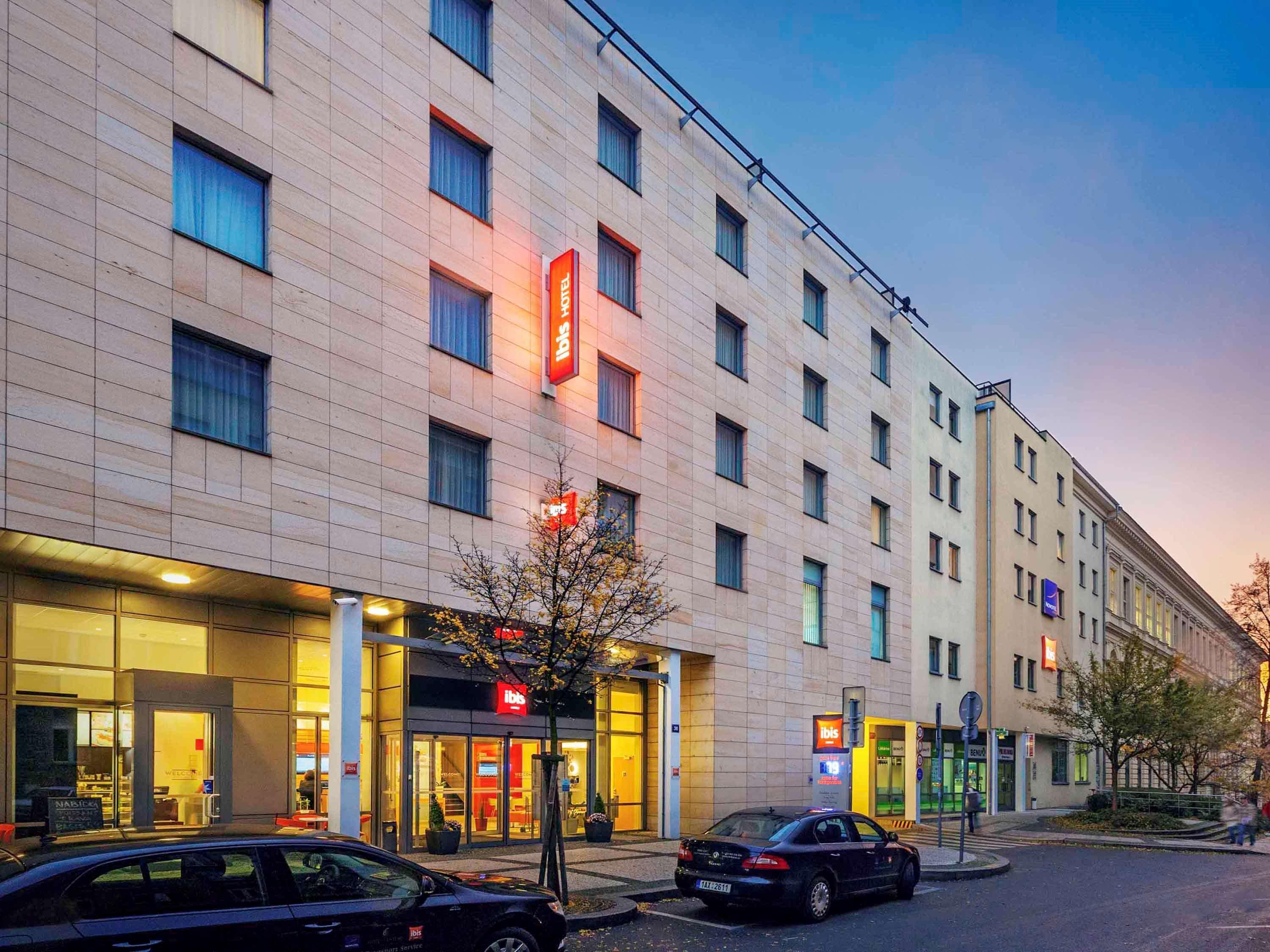 Hotel Ibis Praha Wenceslas Square Exterior foto